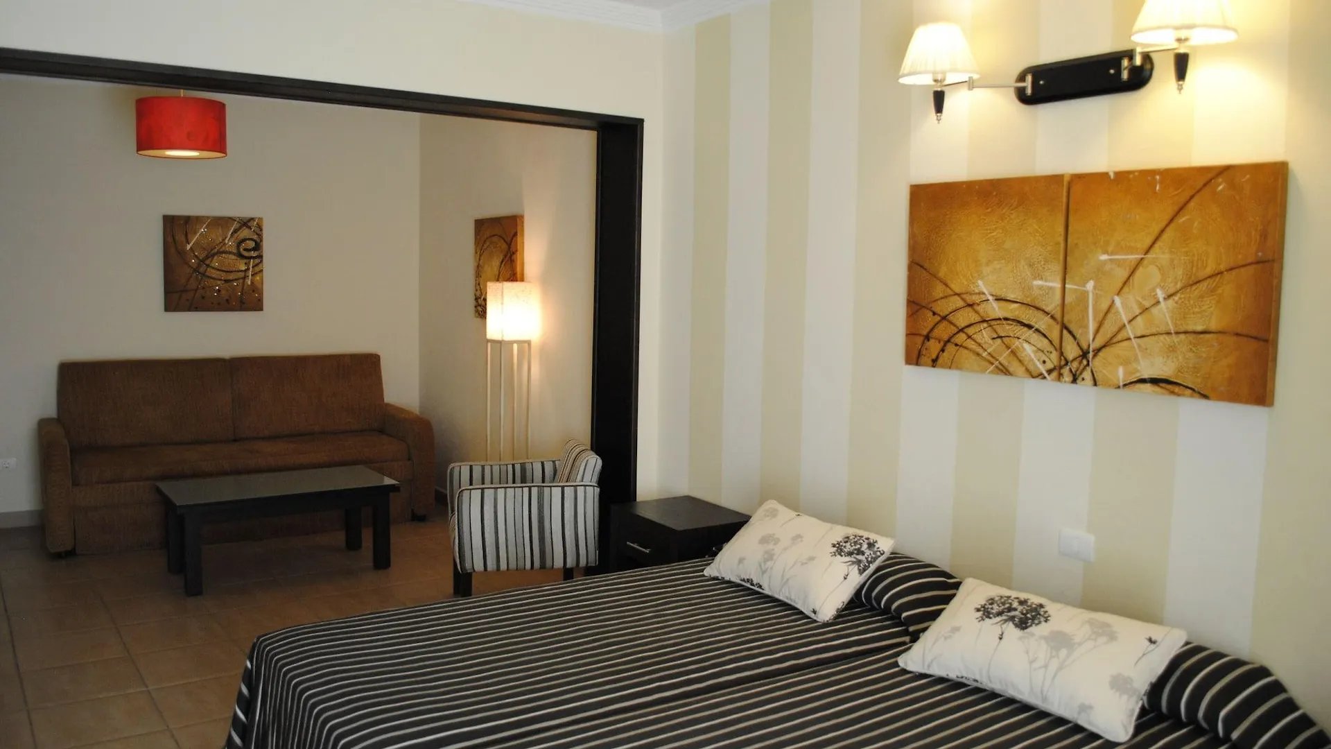 Hotel La Aldea Suites San Nicolás