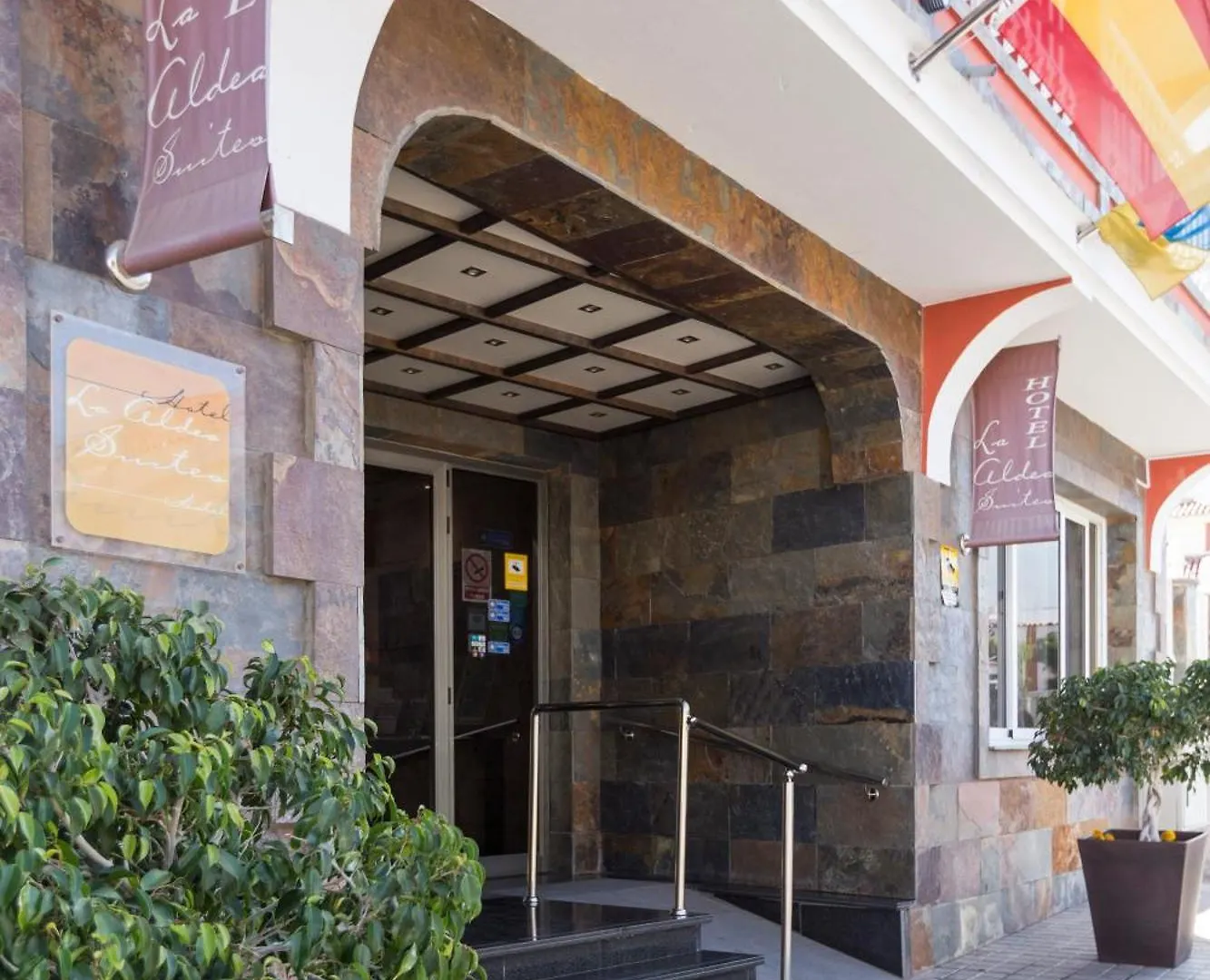 Hotel La Aldea Suites San Nicolás