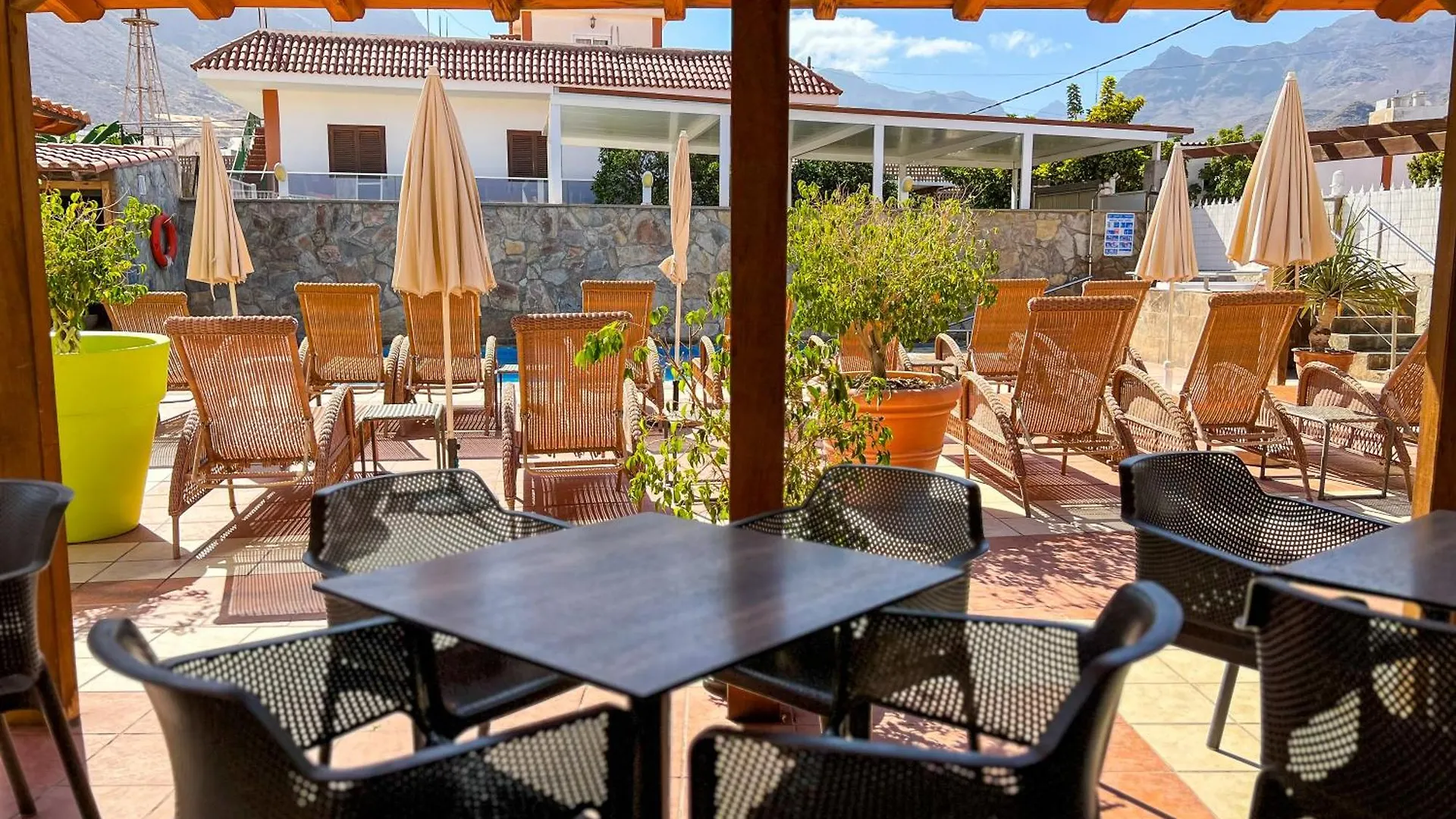 Hotel La Aldea Suites San Nicolás 3*,